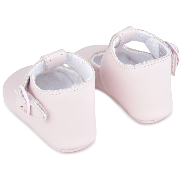 Born sale baby shoes